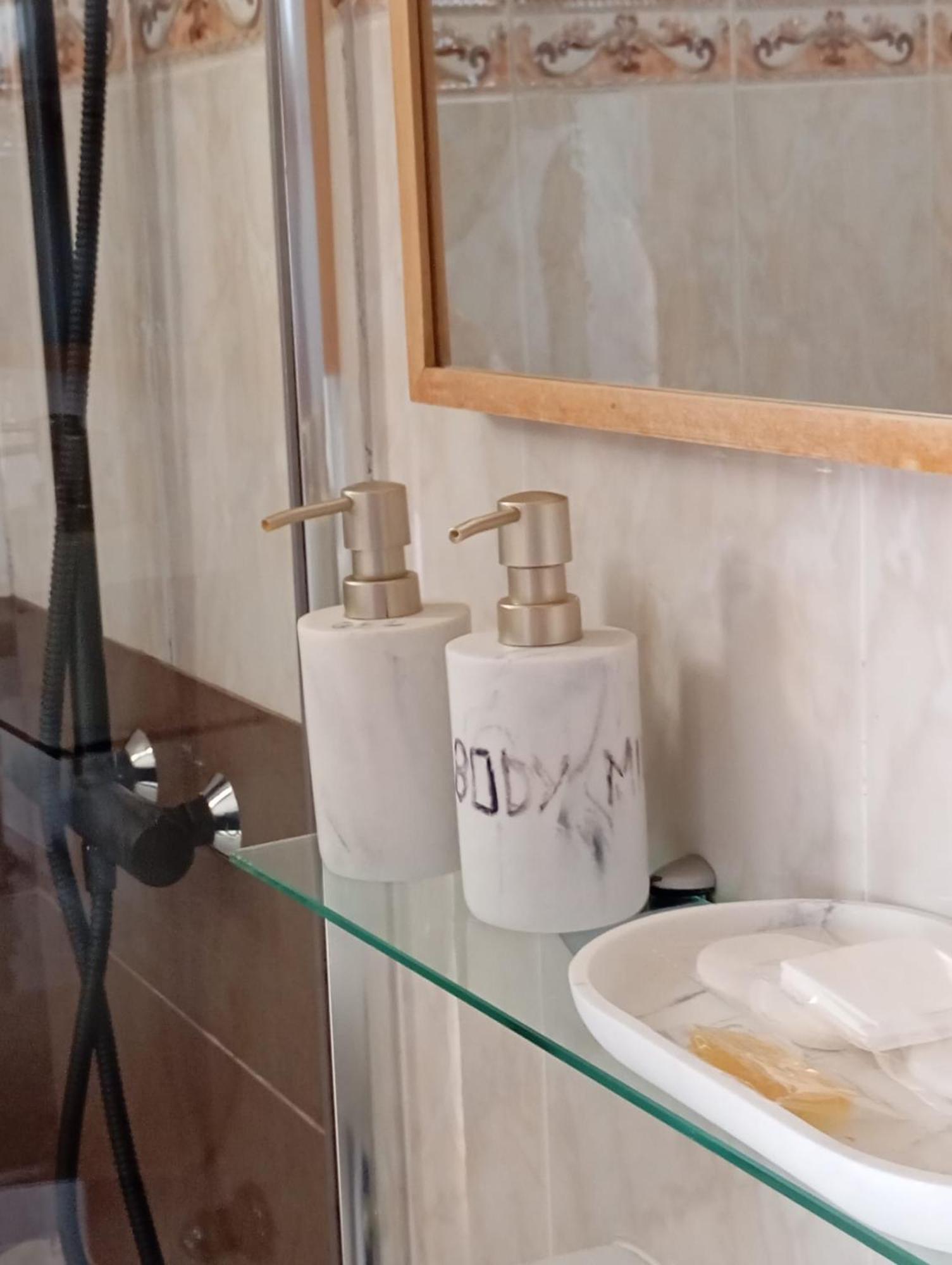 Solo Adultos, Las Tuneras Rooms ลาโอลีวา ภายนอก รูปภาพ